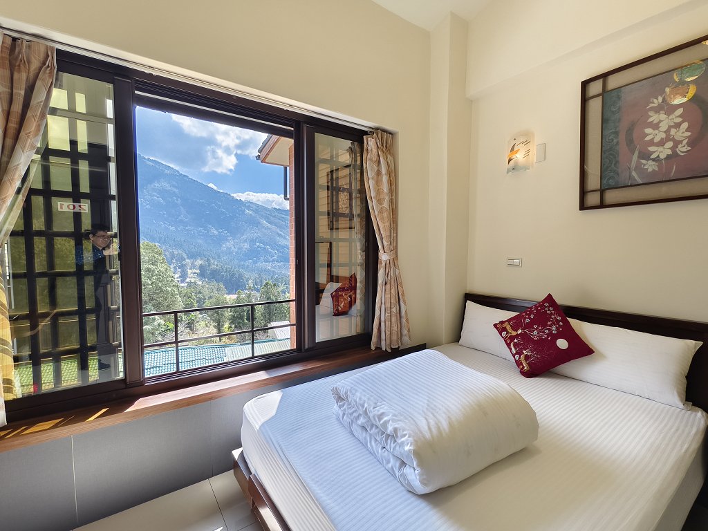 🛏 山景雙人套房